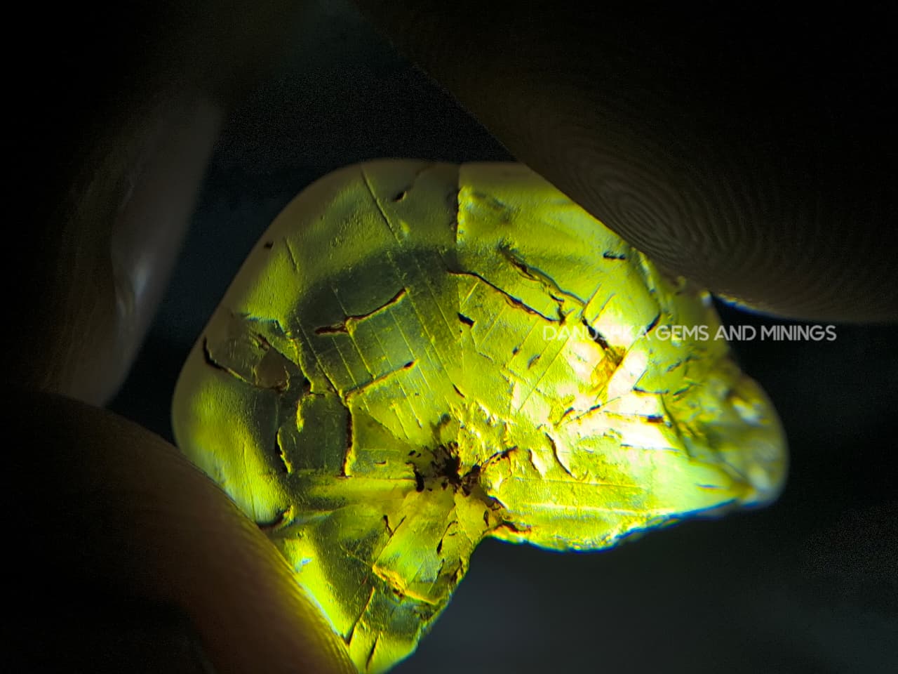 20.70 ct Ceylon Natural Unheated Yellowish-Green Chrysoberyl Crystal from Embilipitiya, Sri Lanka - Image 9