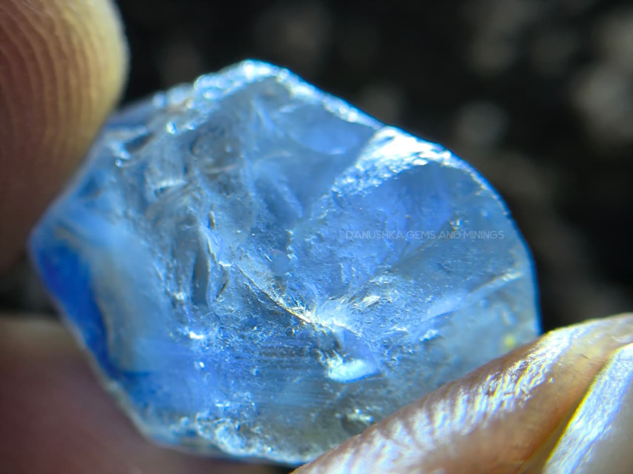 13.00 ct Ceylon Geuda Sapphire Rough – Unheated Facet Grade Heating Potential from Ratnapura, Sri Lanka - Image 9