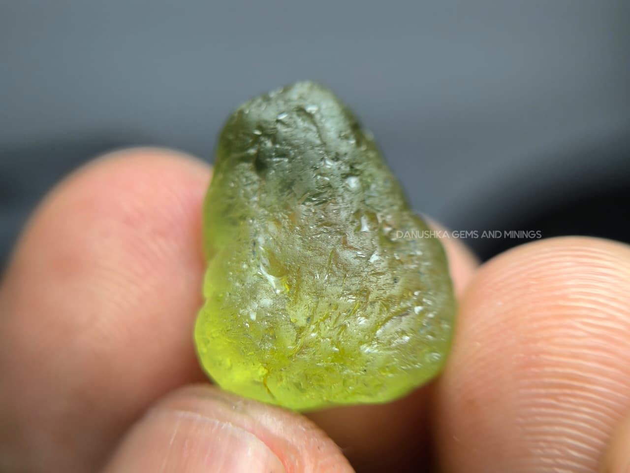 15.80 ct Ceylon Natural Unheated Mint Green Tourmaline Rough from Kolonna, Sri Lanka – Facet Grade - Image 8