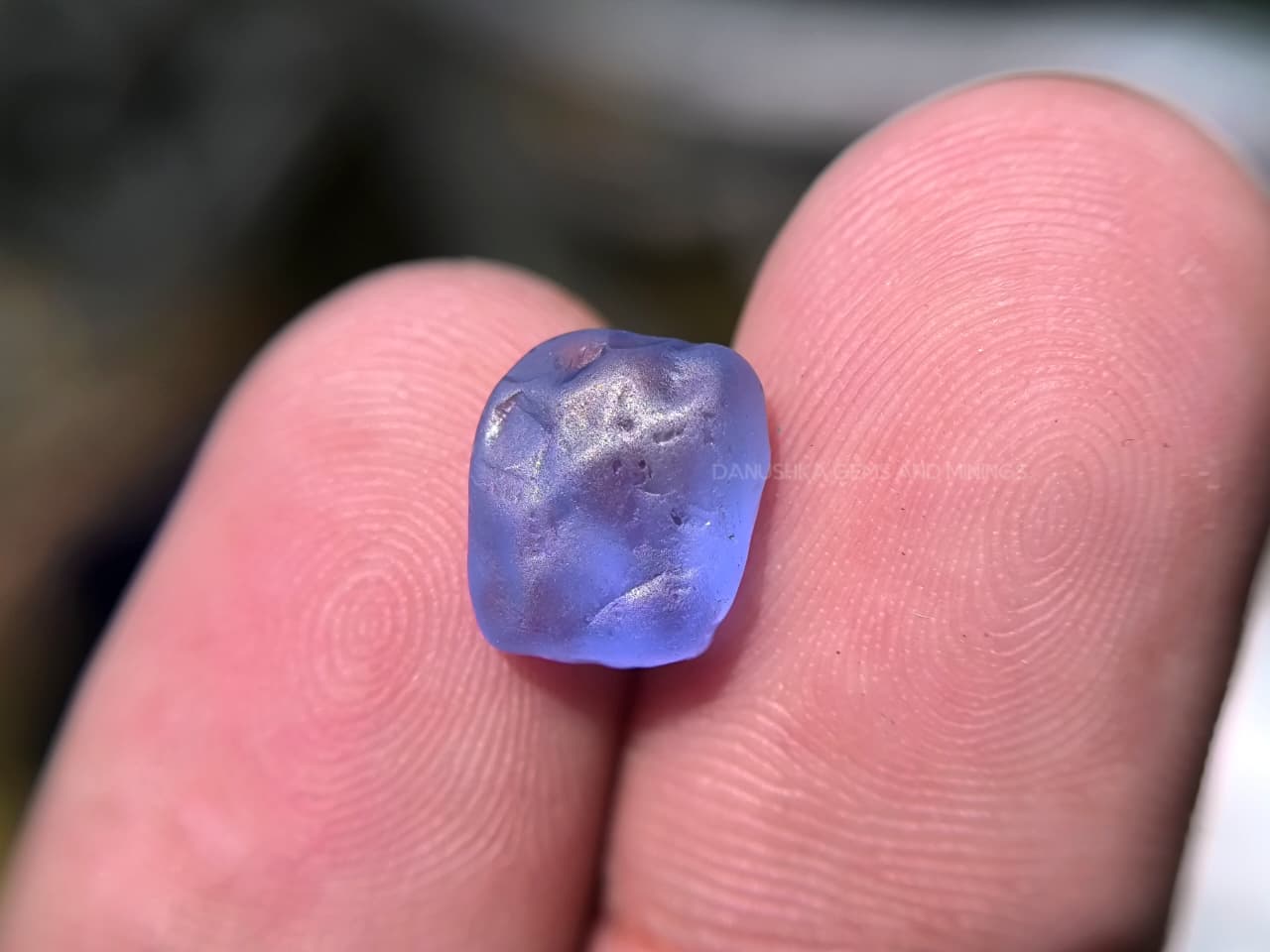4.00 ct Natural Ceylon Blue Sapphire Rough – Unheated Cushion Potential from Kahawatta, Sri Lanka - Image 12