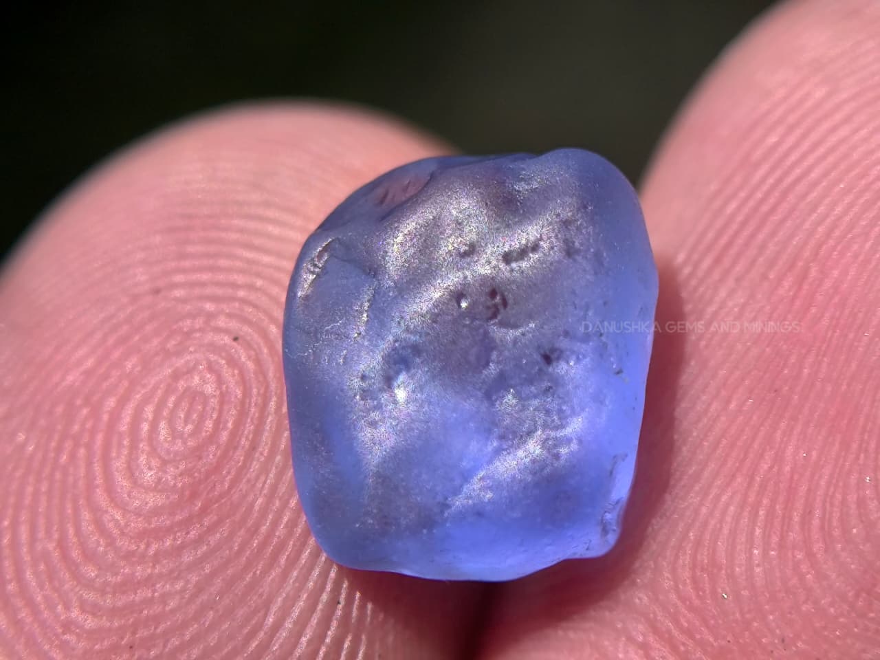 4.00 ct Natural Ceylon Blue Sapphire Rough – Unheated Cushion Potential from Kahawatta, Sri Lanka - Image 9