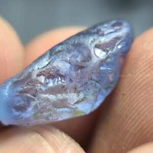 5.75 ct Facet Grade Ceylon Geuda Sapphire Rough – Unheated Elahera Sri Lanka