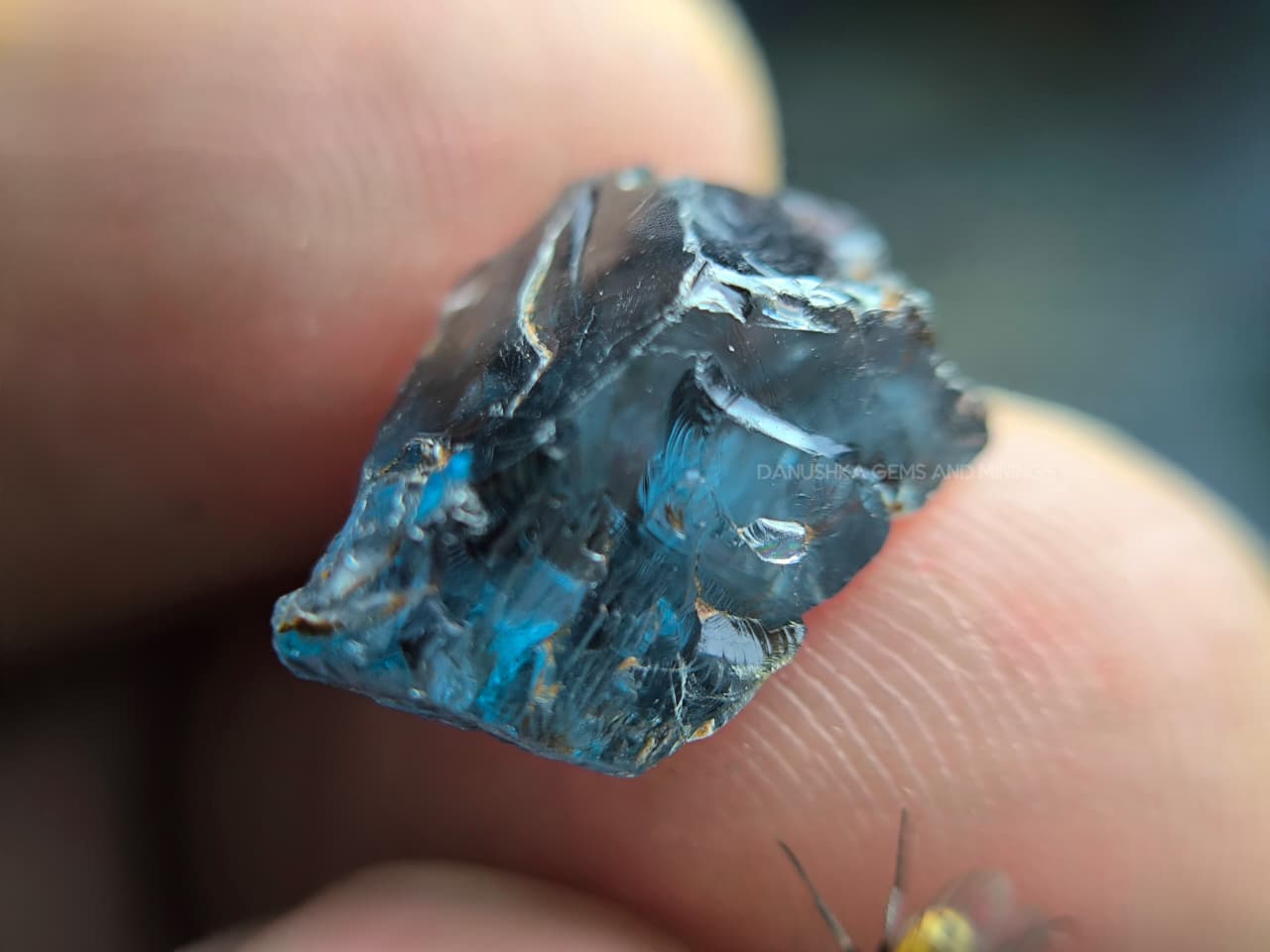 7.30 ct Facet Grade Deep Teal Blue Ceylon Spinel Rough – Matale Sri Lanka - Image 13