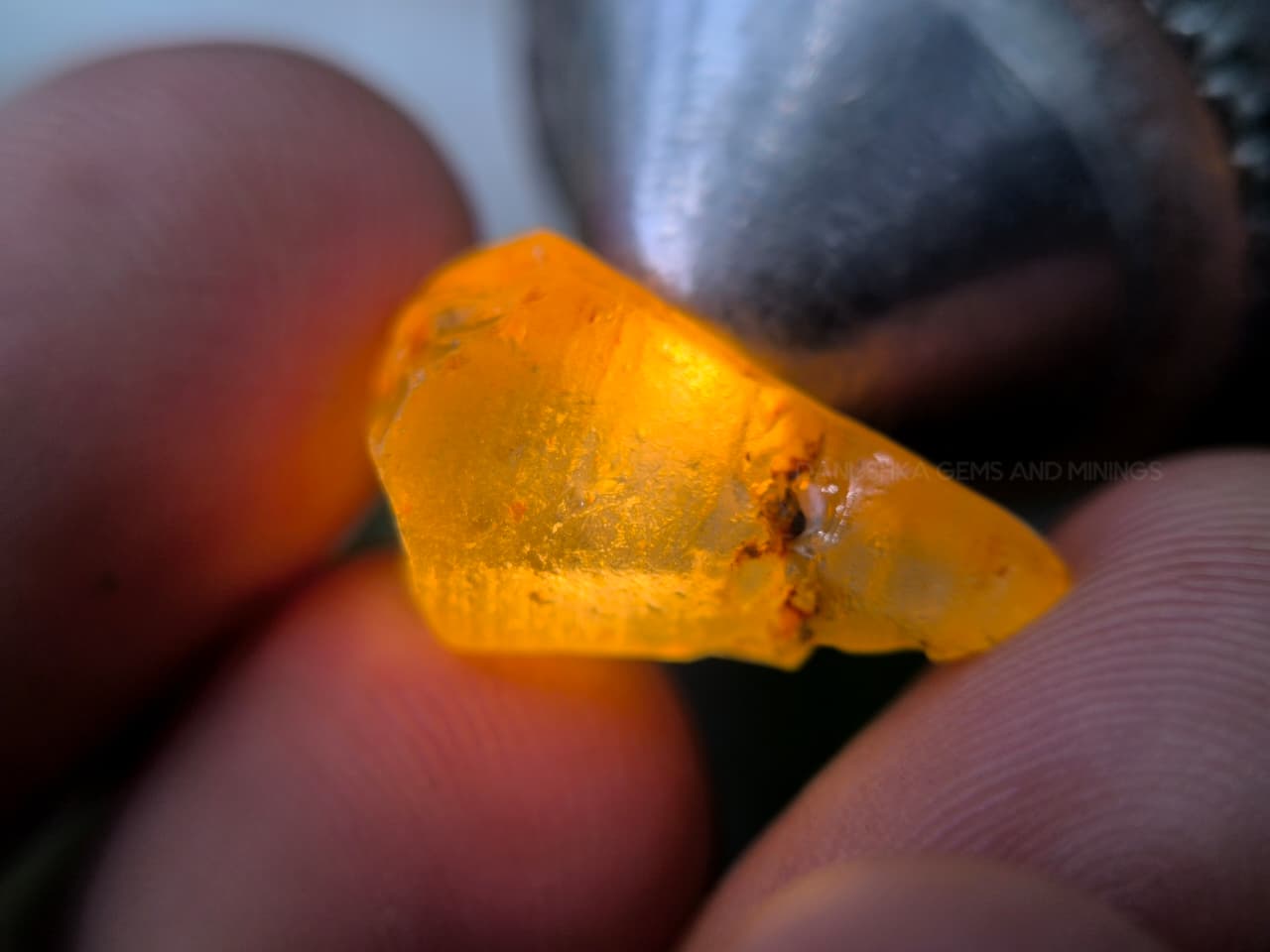 9.10 ct Natural Unheated Ceylon Yellow Sapphire Rough – Facet Grade Marapana Sri Lanka - Image 5